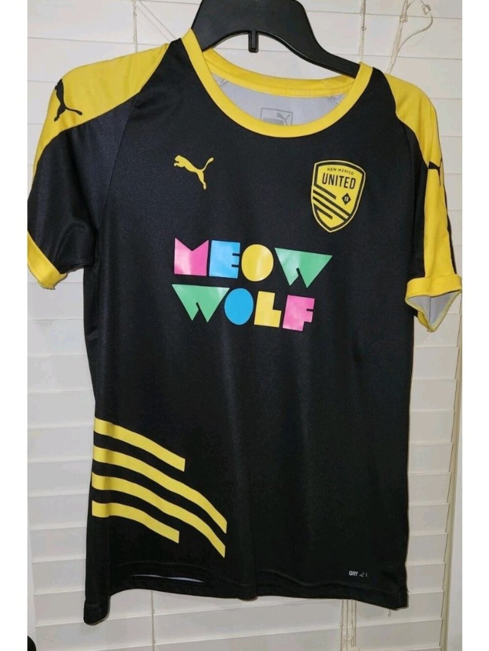 NEW MEXICO United Jersey Meow Wolf Soccer Jersey Womens Large